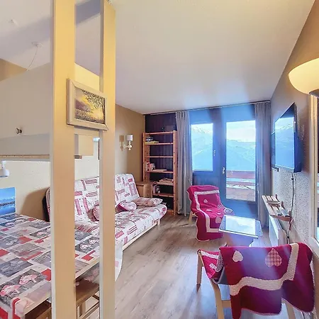 Cosy 2 Pieces Pour 5 Pers., Balcon Sud, Au Pied Des Pistes, Proches Commerces - Fr-1-275-168 Apartment